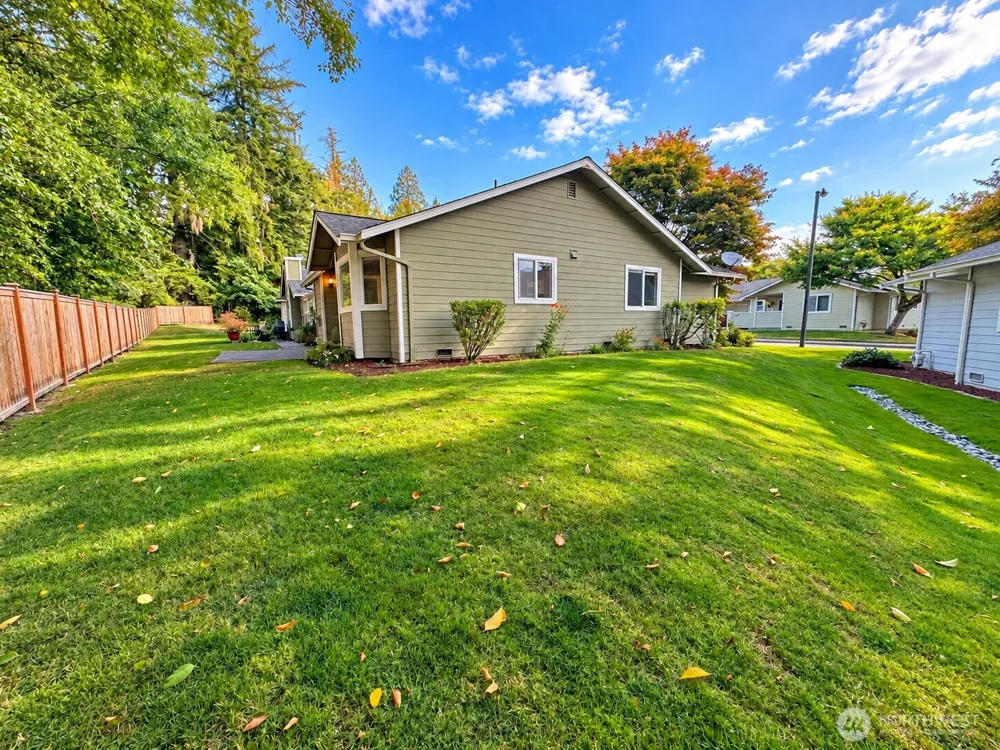 911 NW Leisure Lane Bremerton, WA 98311