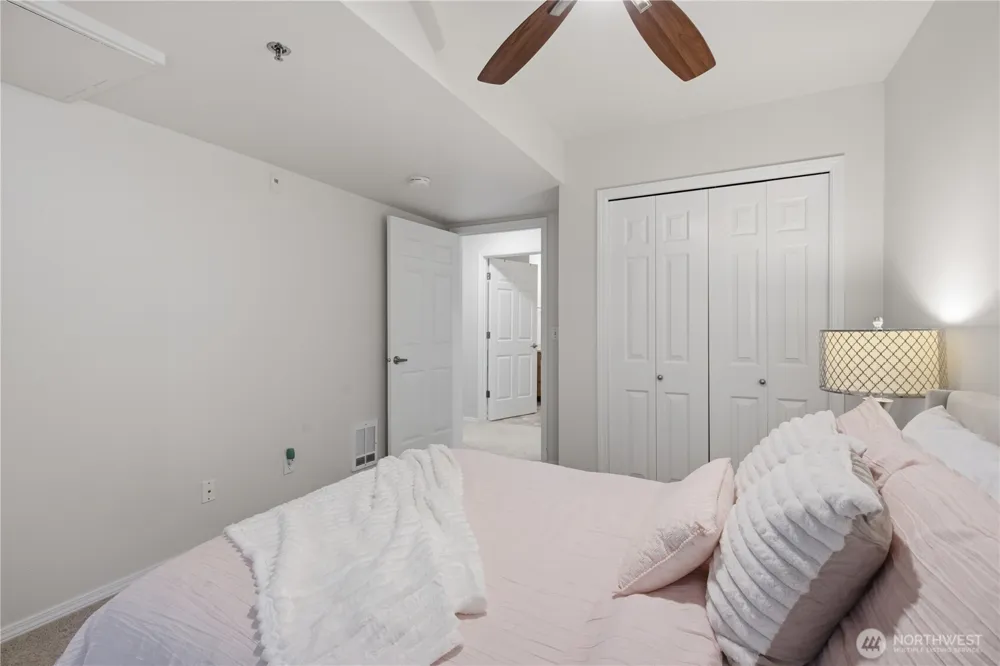 7912 170th Avenue NE #204 Redmond, WA 98052