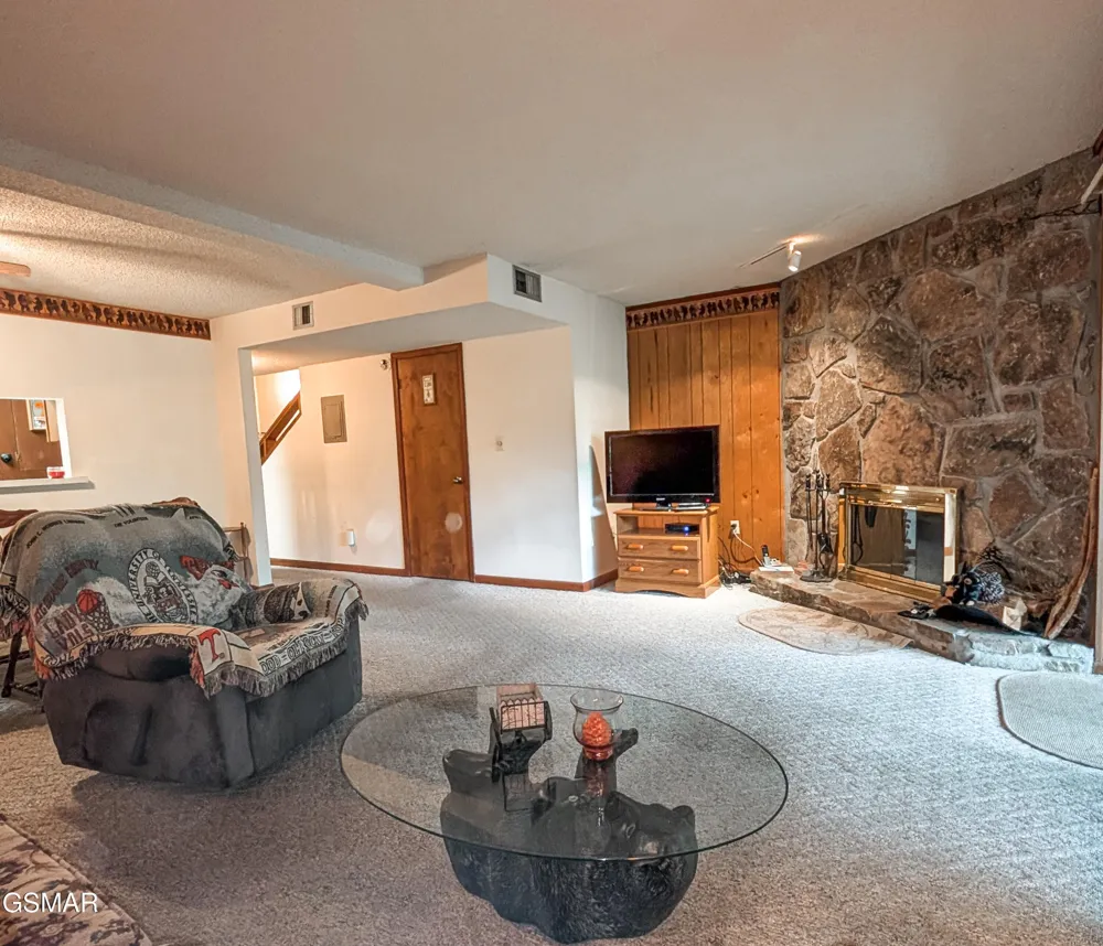 1235 Ski Mountain Road #610 Gatlinburg, TN 37738