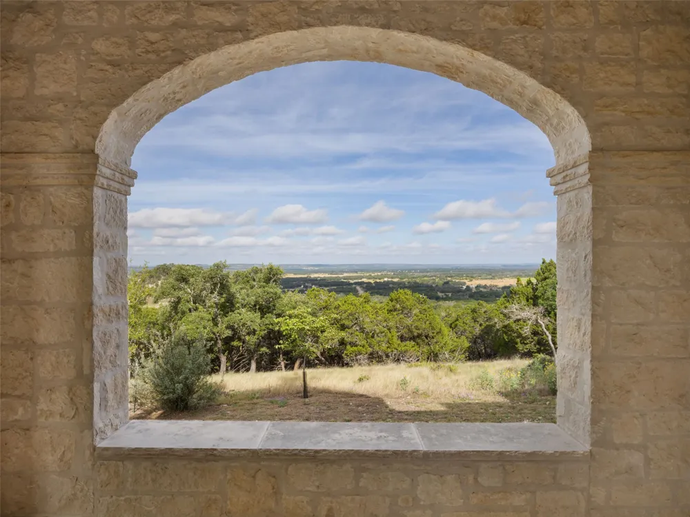 1691 Cool Water Ranch Road Fredericksburg, TX 78624