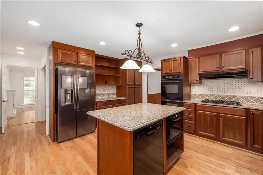 1942 Musket Court Smoke Rise, GA 30087