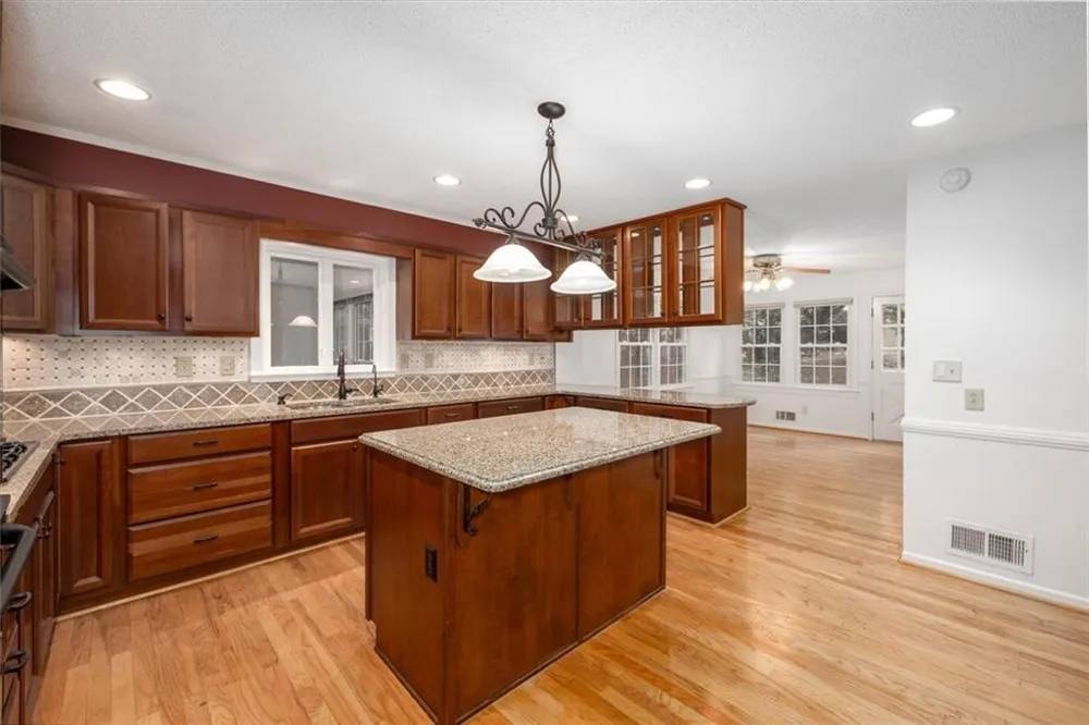 1942 Musket Court Smoke Rise, GA 30087