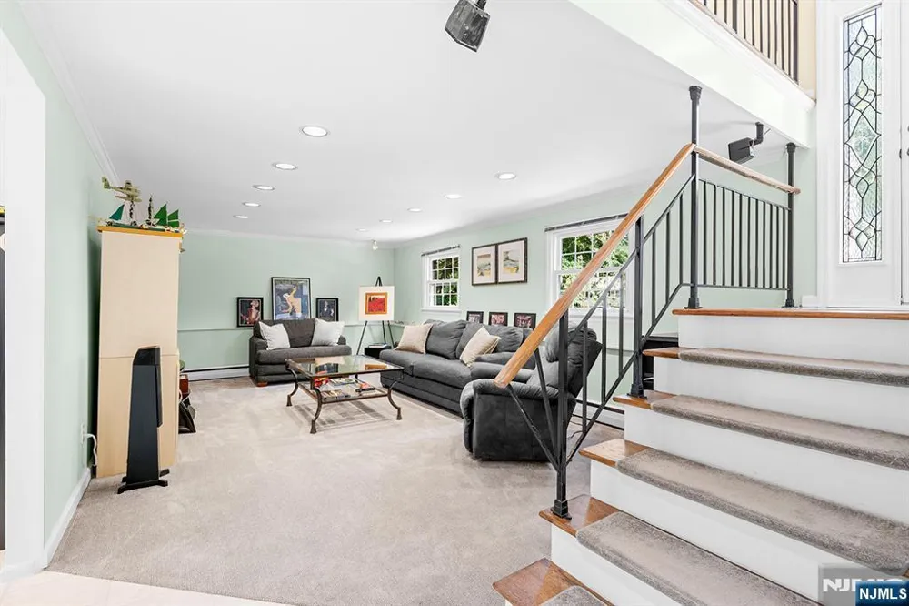73 Brandon Avenue Wayne, NJ 07470