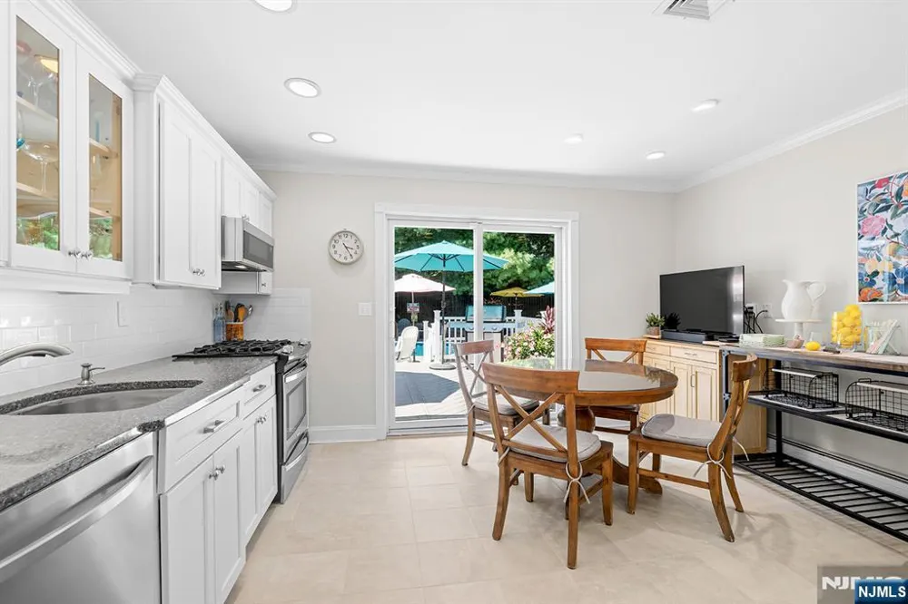 73 Brandon Avenue Wayne, NJ 07470