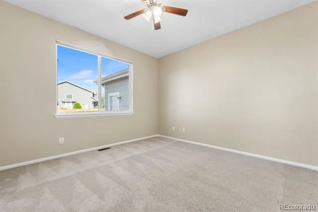 325 Stonehaven Street Circle Dacono, CO 80514