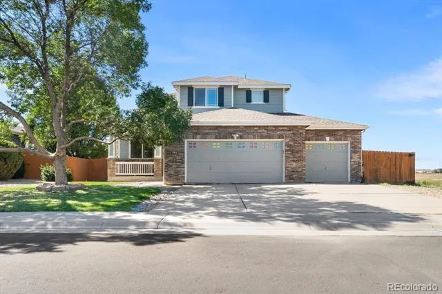 325 Stonehaven Street Circle Dacono, CO 80514