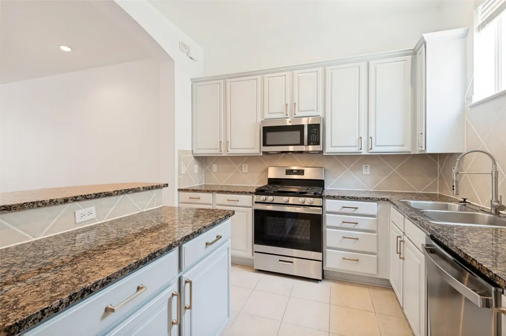 4121 Mckinney Avenue #32 Dallas, TX 75204