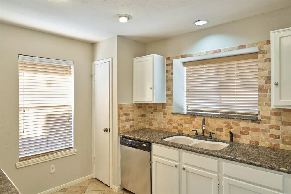 17518 Hamilwood Drive Houston, TX 77095