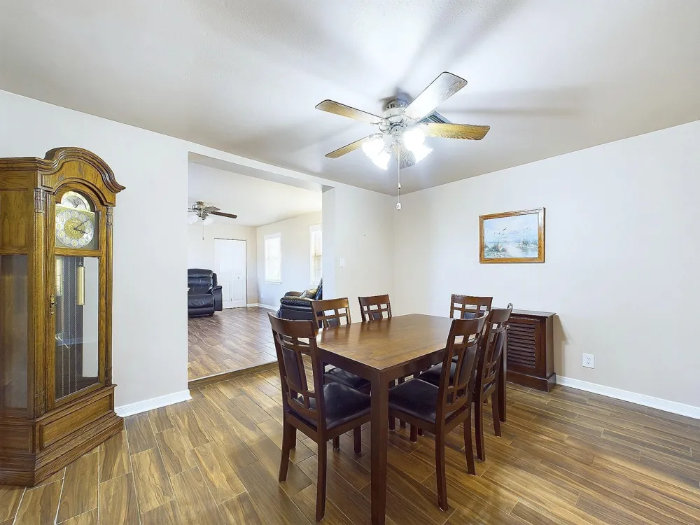 2814 Balmorhea Avenue Houston, TX 77039