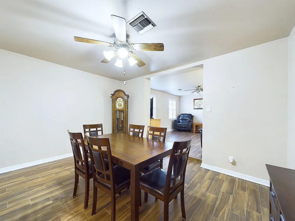 2814 Balmorhea Avenue Houston, TX 77039