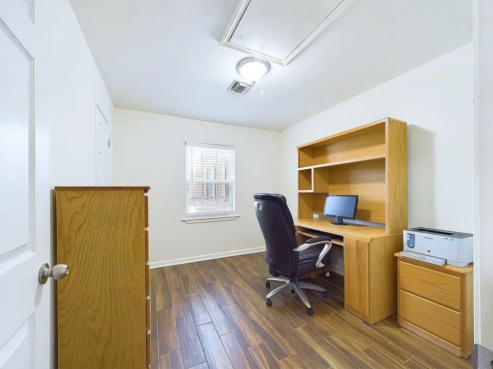 2814 Balmorhea Avenue Houston, TX 77039