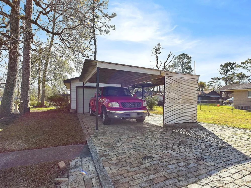 2814 Balmorhea Avenue Houston, TX 77039