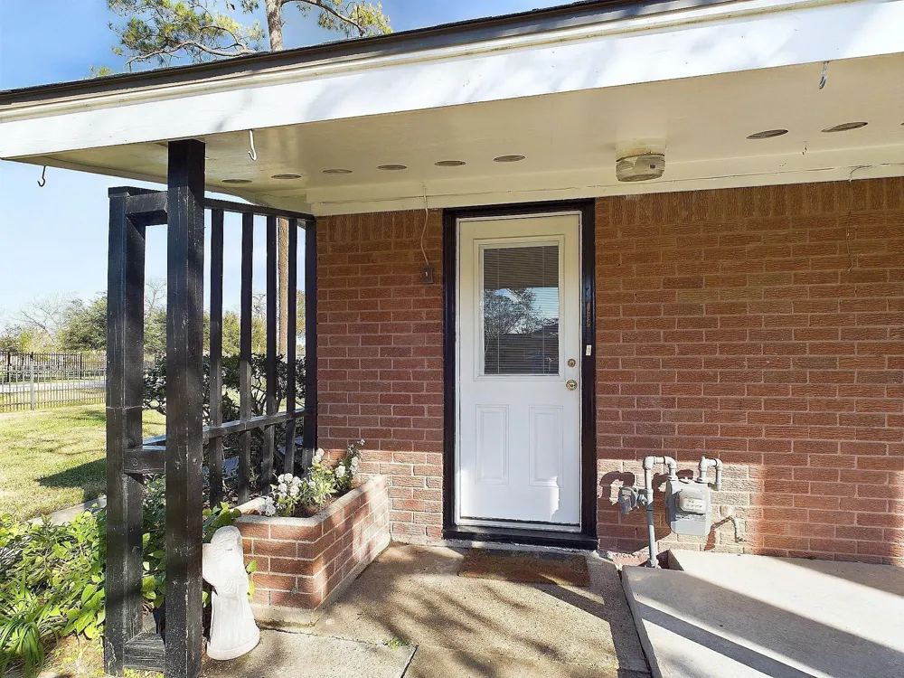2814 Balmorhea Avenue Houston, TX 77039