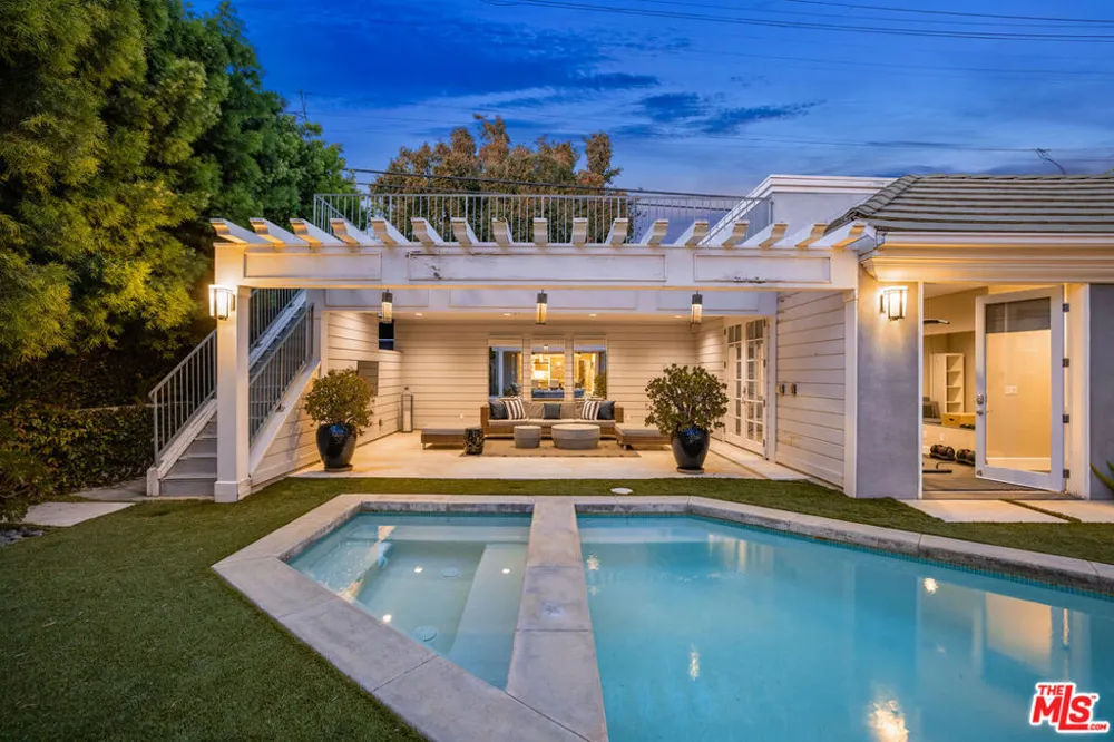 720 Crescent Drive Beverly Hills, CA 90210
