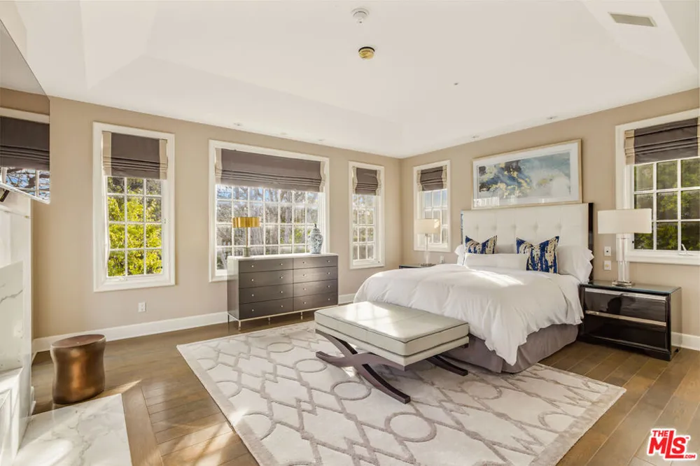 720 Crescent Drive Beverly Hills, CA 90210