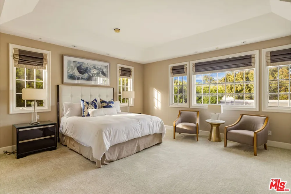 720 Crescent Drive Beverly Hills, CA 90210