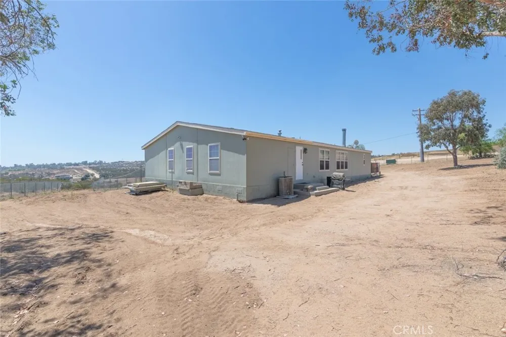 34715 Empty Saddle Hemet, CA 92544