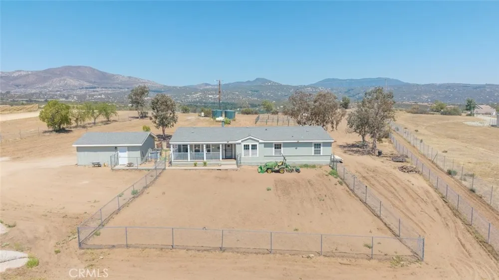 34715 Empty Saddle Hemet, CA 92544