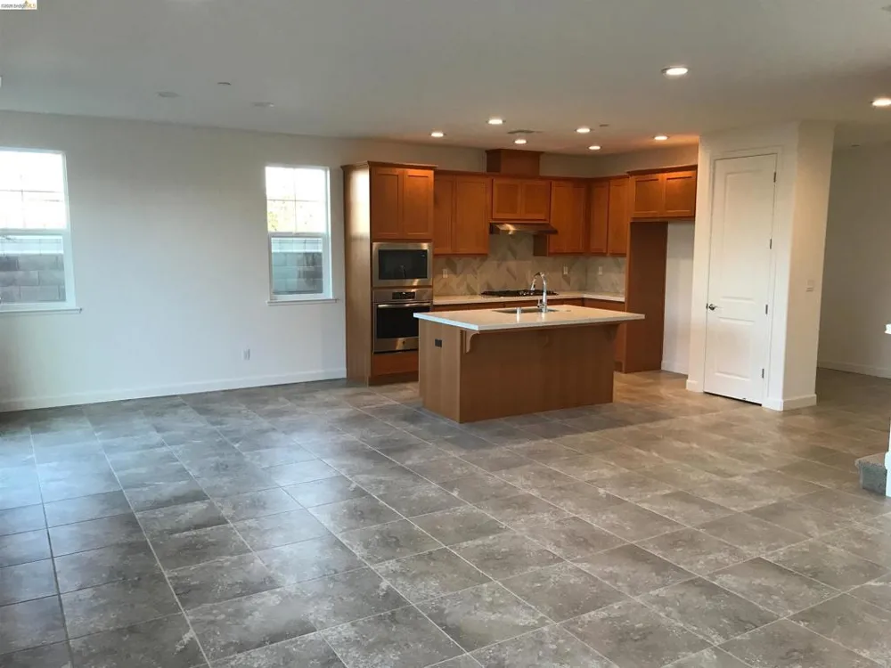 739 JENNIFER STREET Brentwood, CA 94513