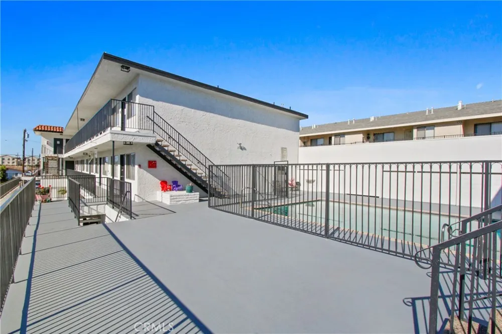 14110 Yukon Hawthorne, CA 90250