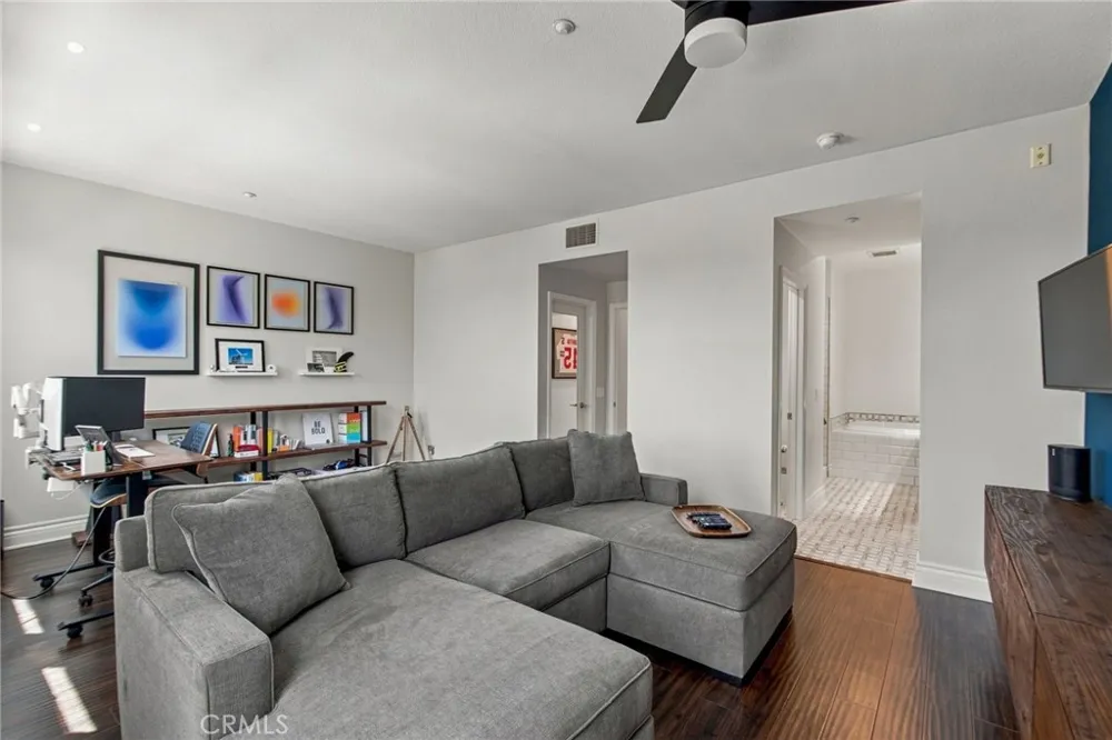 12 Midtown Aliso Viejo, CA 92656