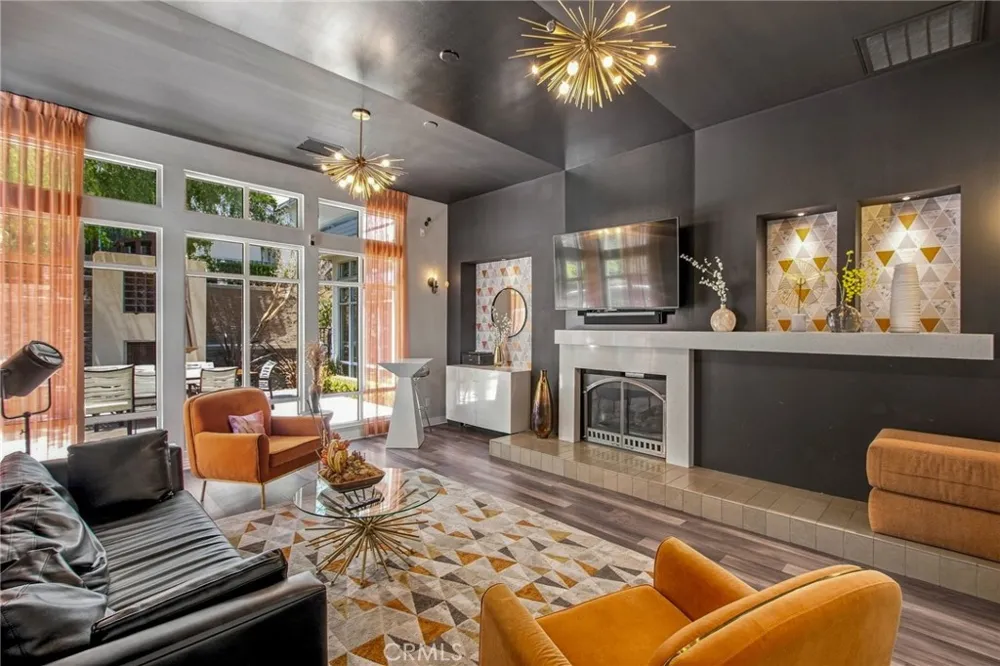 12 Midtown Aliso Viejo, CA 92656