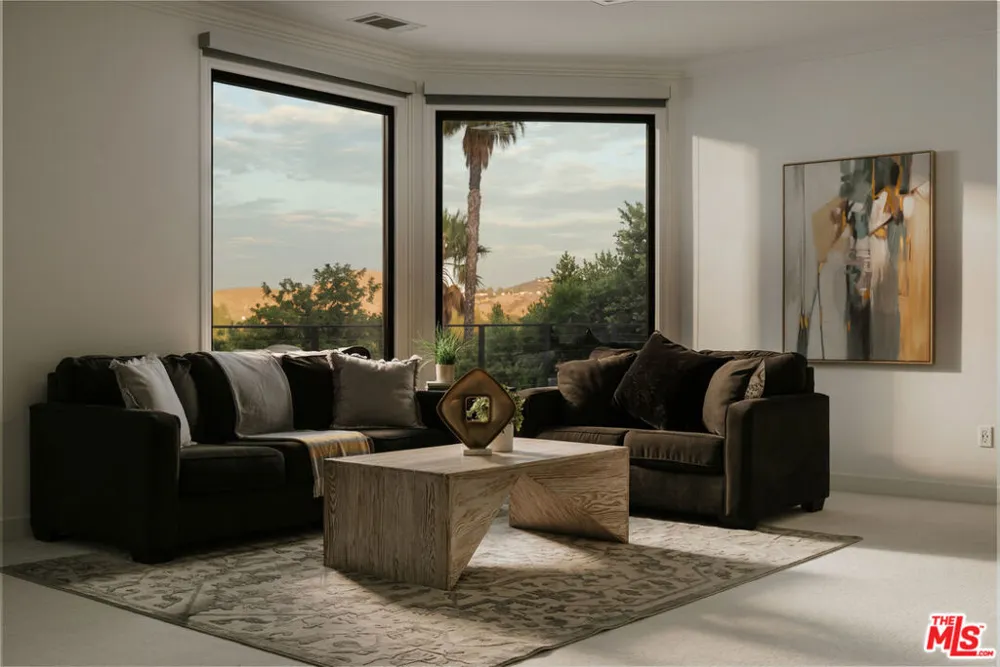 5474 Amber Circle Calabasas, CA 91302