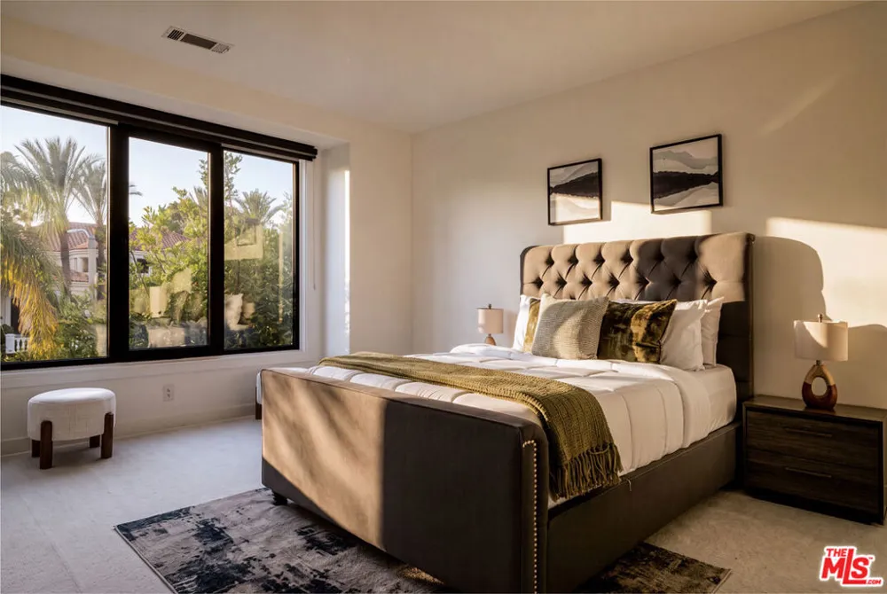5474 Amber Circle Calabasas, CA 91302