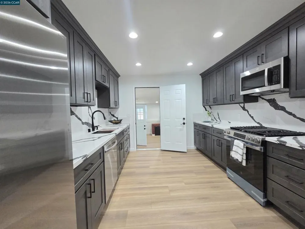 608 Sonoma Ave Rodeo, CA 94572