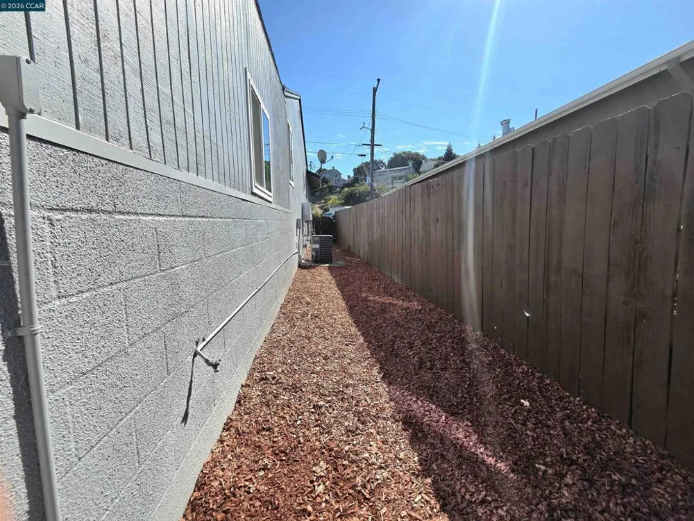 608 Sonoma Ave Rodeo, CA 94572