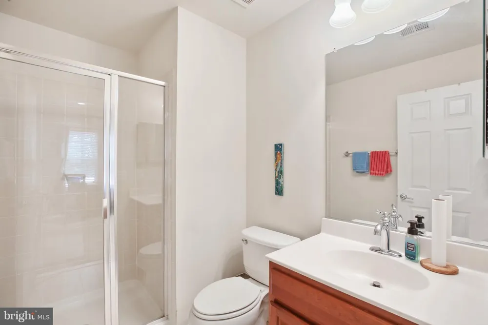 25501 AMBER GATE TERRACE Chantilly, VA 20152
