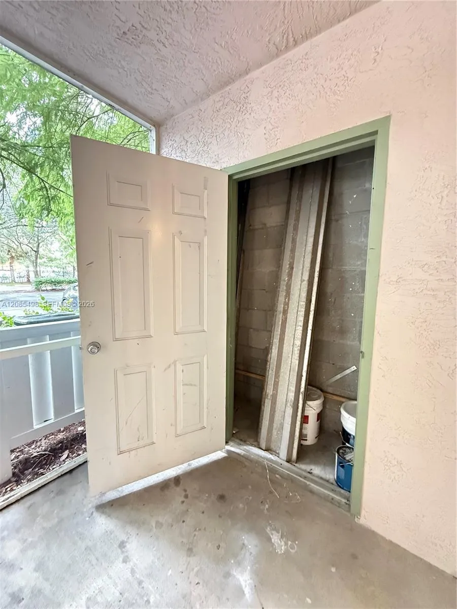 6796 W Sample Rd #6796 Coral Springs, FL 33067