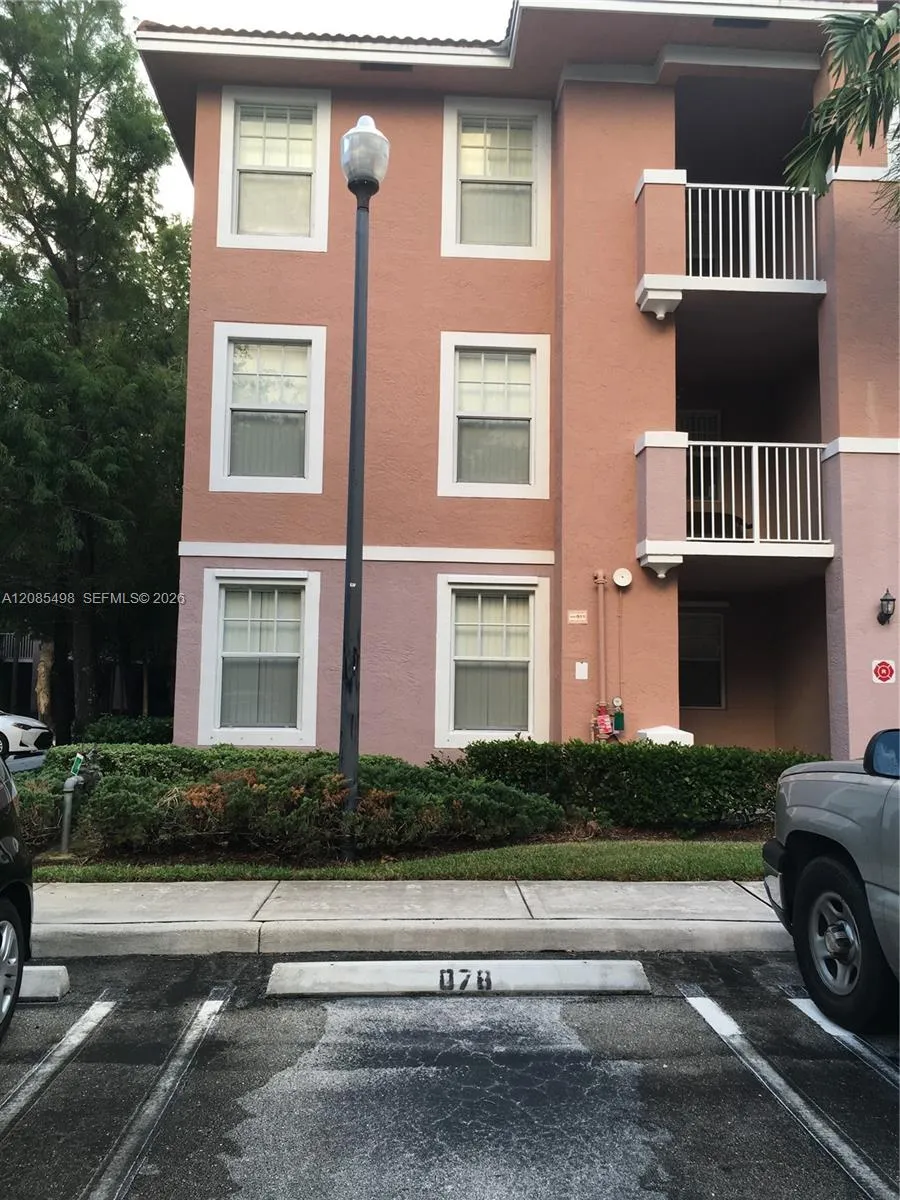6796 W Sample Rd #6796 Coral Springs, FL 33067