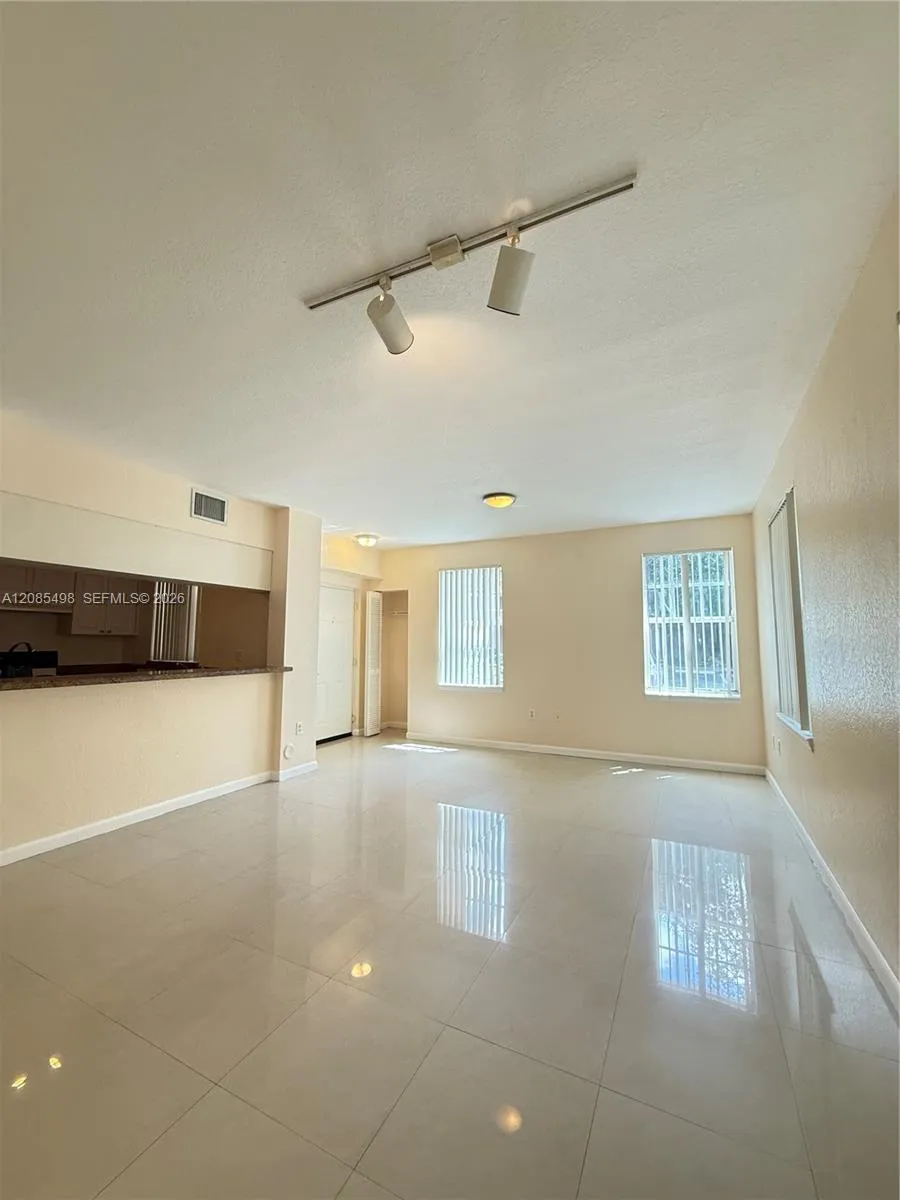 6796 W Sample Rd #6796 Coral Springs, FL 33067