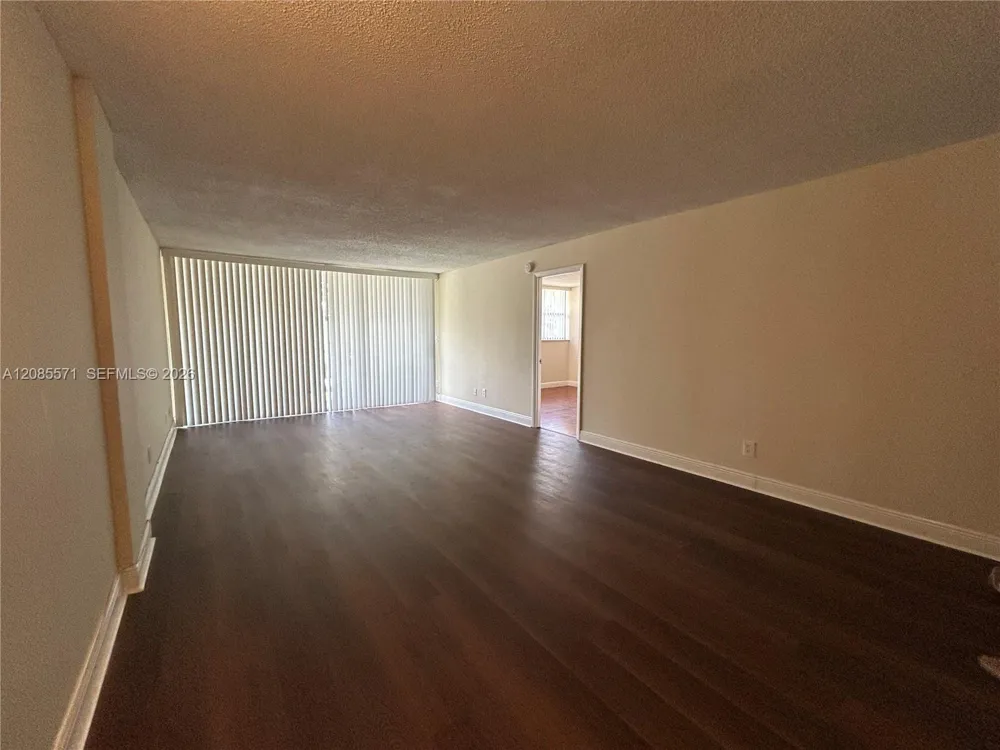 700 NW 214th St #116 Miami Gardens, FL 33169