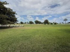 7797 Golf Cir Dr #102 Margate, FL 33063