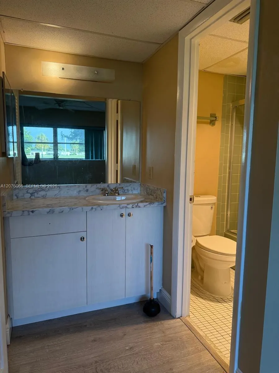 7797 Golf Cir Dr #102 Margate, FL 33063