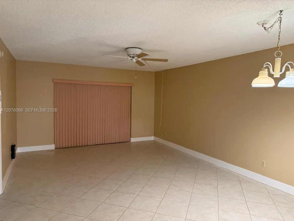 7797 Golf Cir Dr #102 Margate, FL 33063