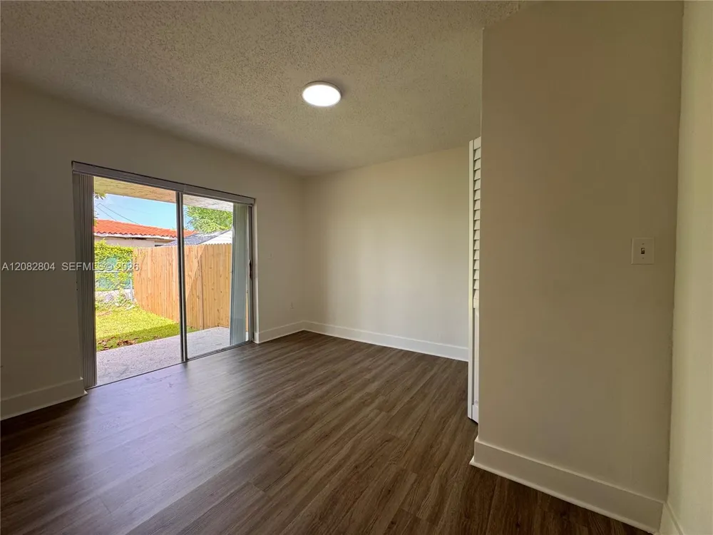 3632 SW 87th Ave #FRONT Miami, FL 33165