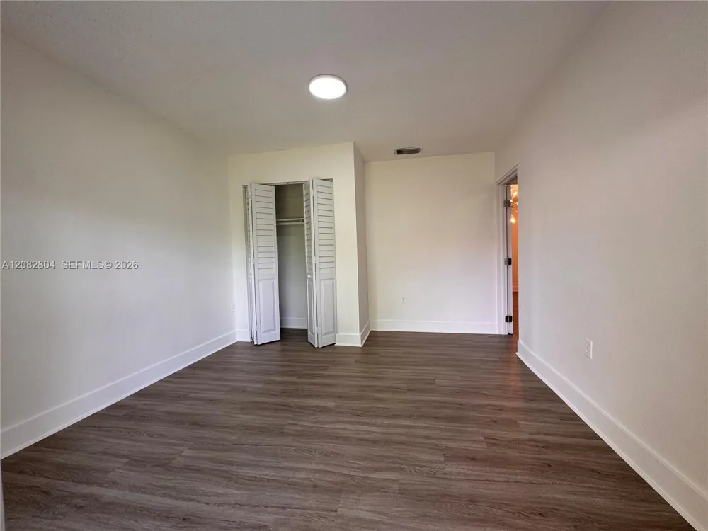 3632 SW 87th Ave #FRONT Miami, FL 33165