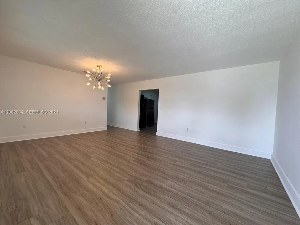 3632 SW 87th Ave #FRONT Miami, FL 33165
