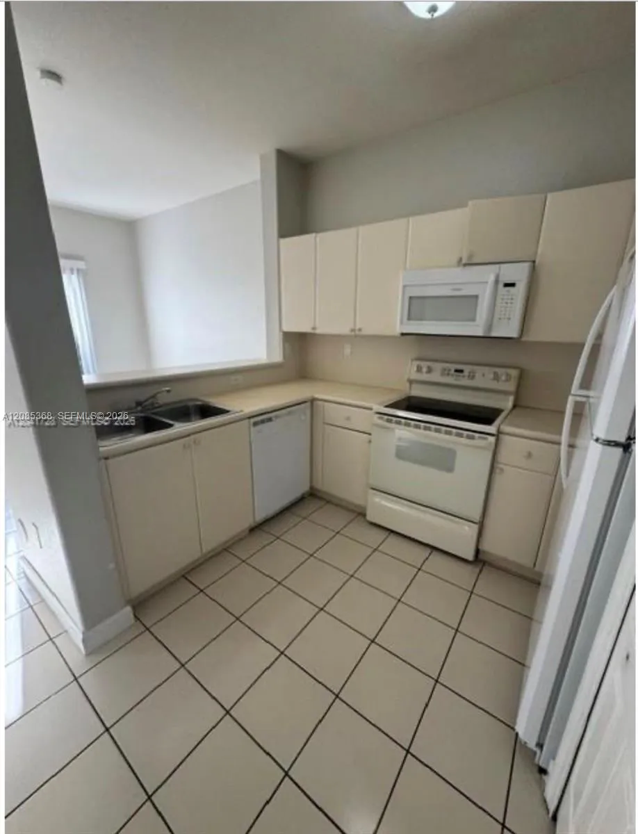 2826 SE 16th Pl #103 Homestead, FL 33035