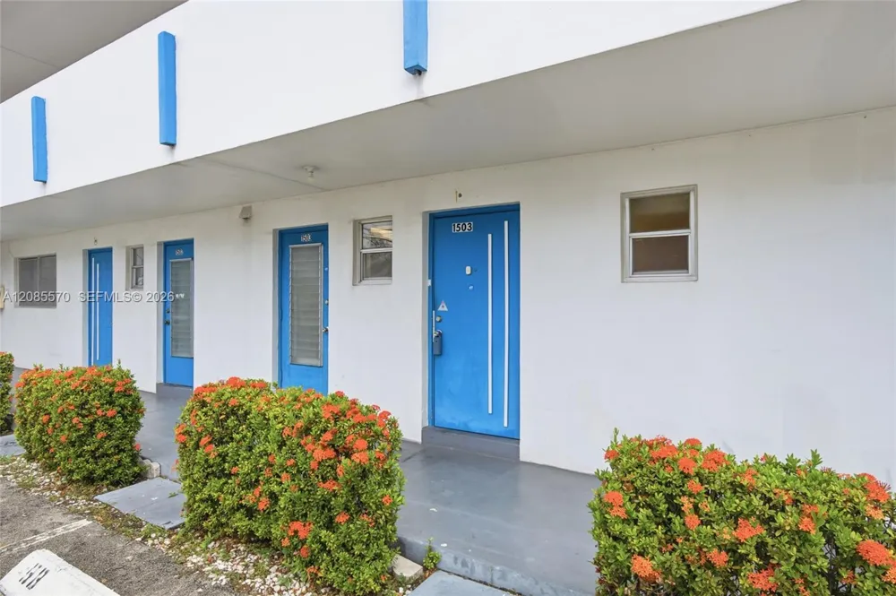 19051 NE 2nd Ave #1503 Miami, FL 33179