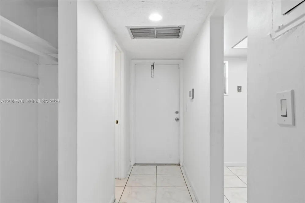 19051 NE 2nd Ave #1503 Miami, FL 33179