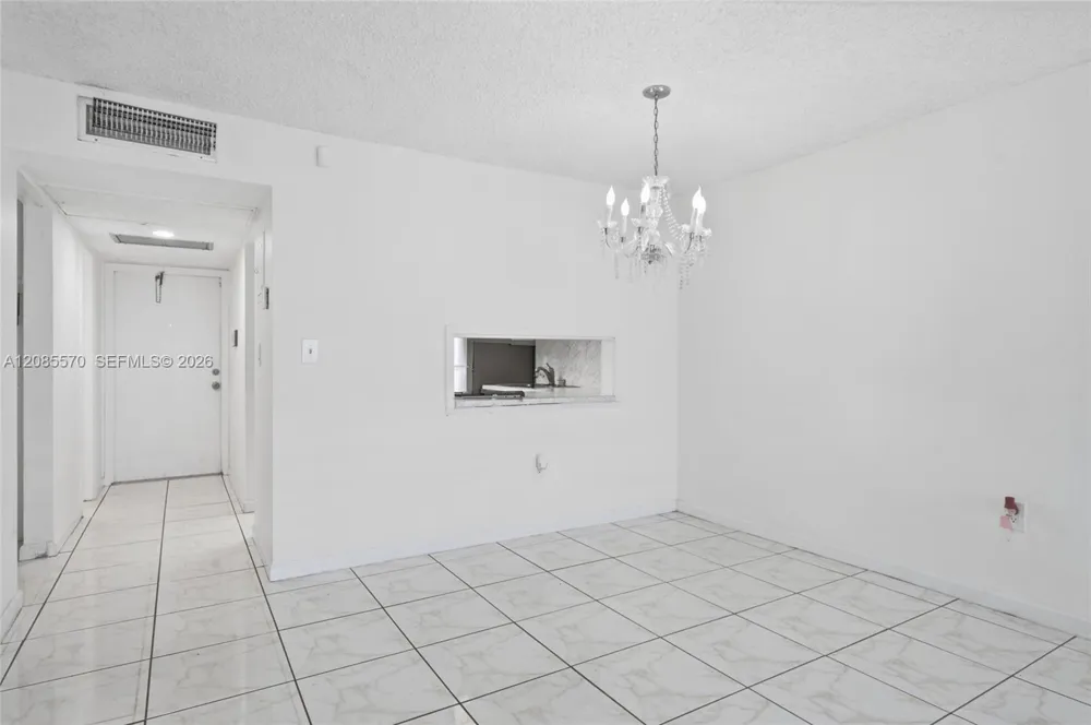 19051 NE 2nd Ave #1503 Miami, FL 33179