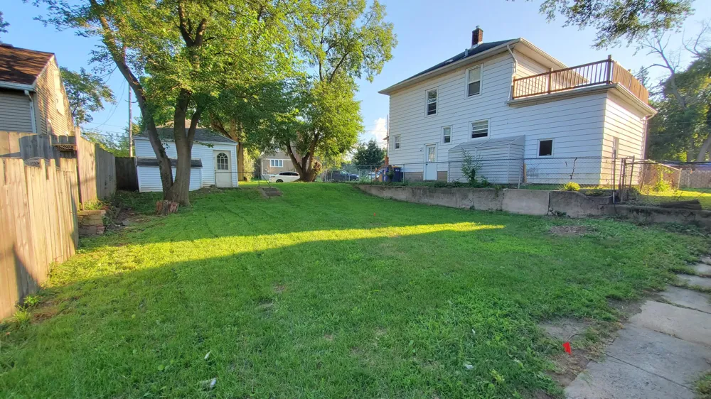 1106 Dickinson Street SE Grand Rapids, MI 49507