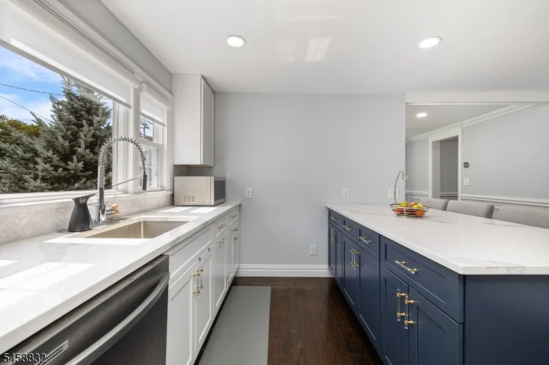 330 Springfield Ave Westfield Town, NJ 07090