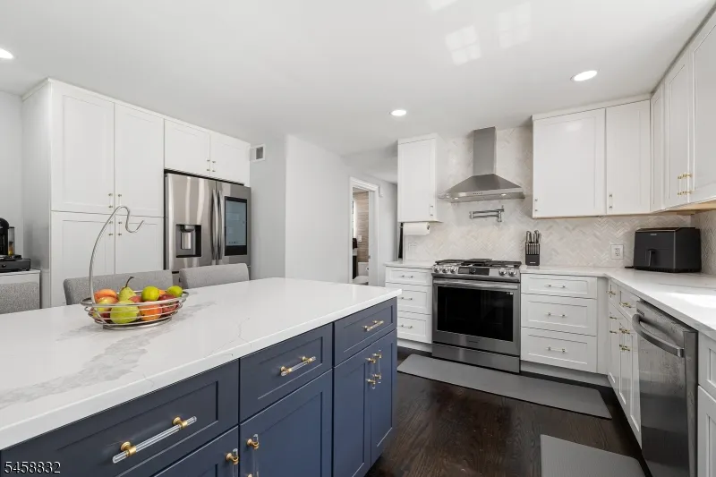 330 Springfield Ave Westfield Town, NJ 07090