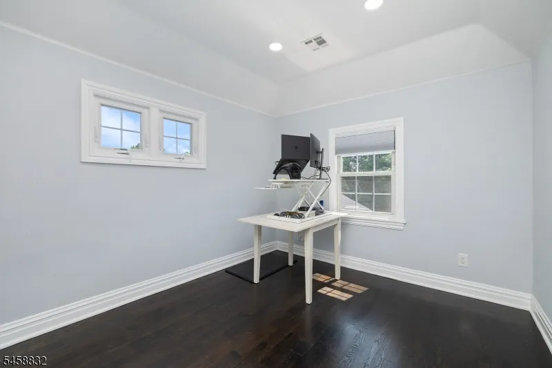 330 Springfield Ave Westfield Town, NJ 07090