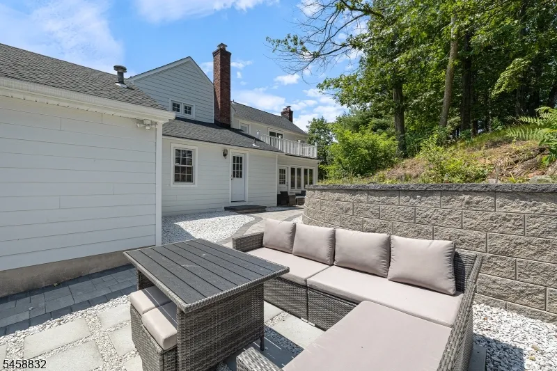 330 Springfield Ave Westfield Town, NJ 07090
